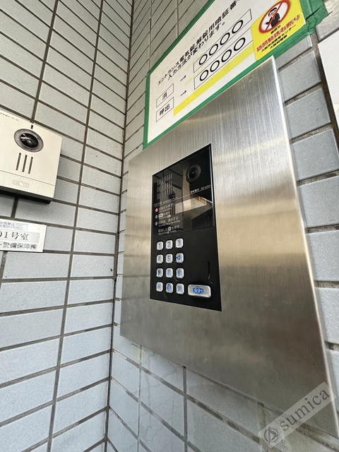 エントランス　オートロックで来客も安心