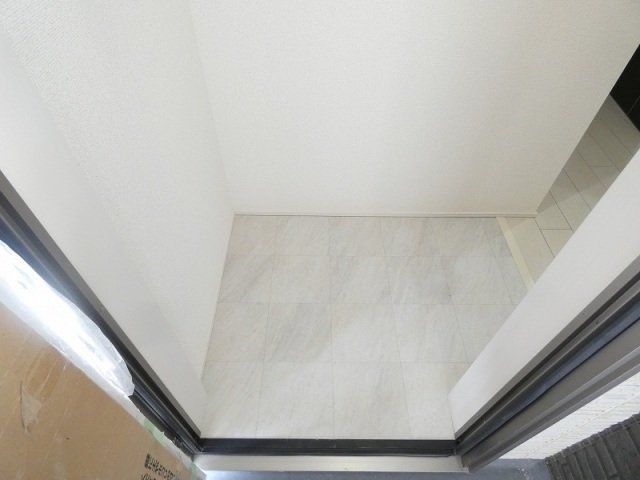 玄関　同仕様タイプの写真です。