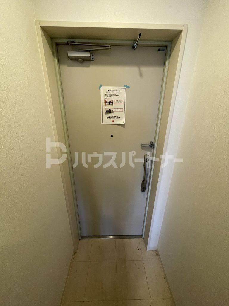 玄関　設備