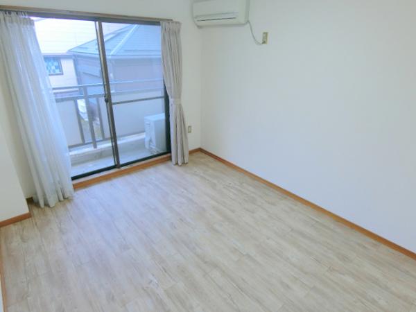居室・リビング　写真は別のお部屋のイメージです