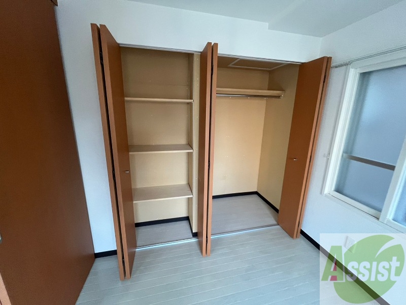 収納　収納もバッチリあるのでお部屋が片付きますよ！