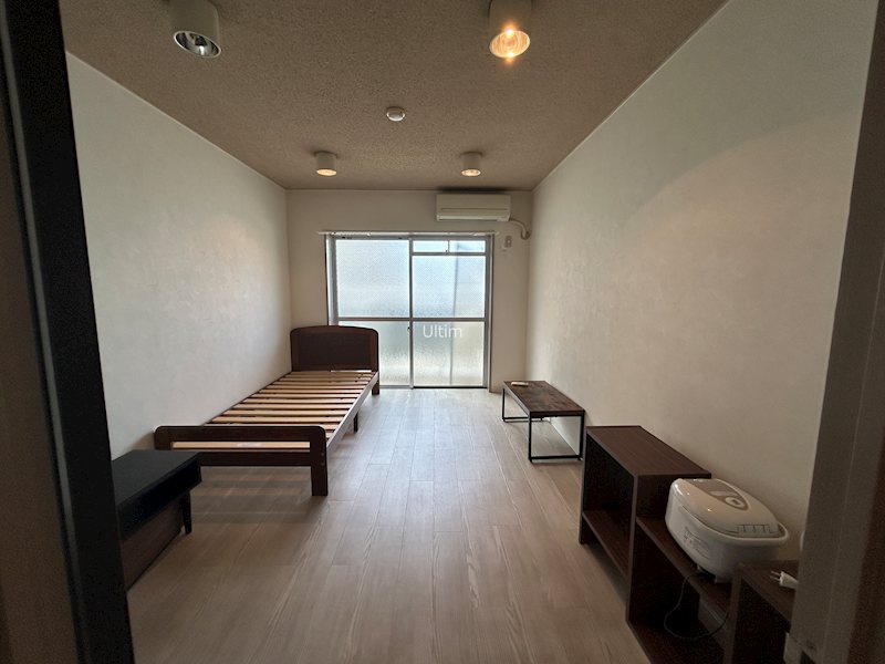 居室・リビング　※同タイプの他のお部屋です