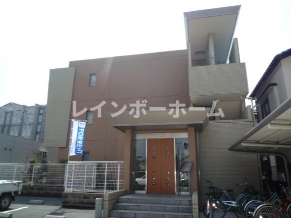 エントランス　毎日通るエントランスはこのようになっています