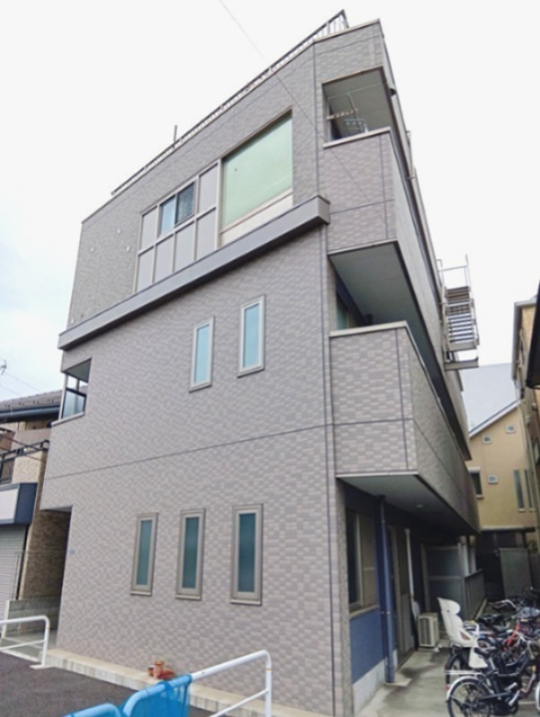 建物外観　タイル貼りで綺麗な外観です！