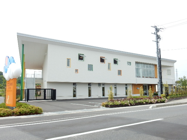 幼稚園・保育園　ポエム保育園（幼稚園・保育園）まで927m