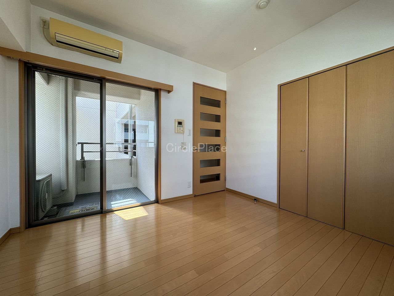 居室・リビング　角部屋
