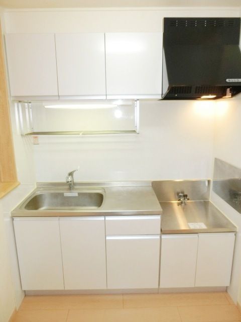 キッチン　作業スペースも広く調理しやすいキッチンです。