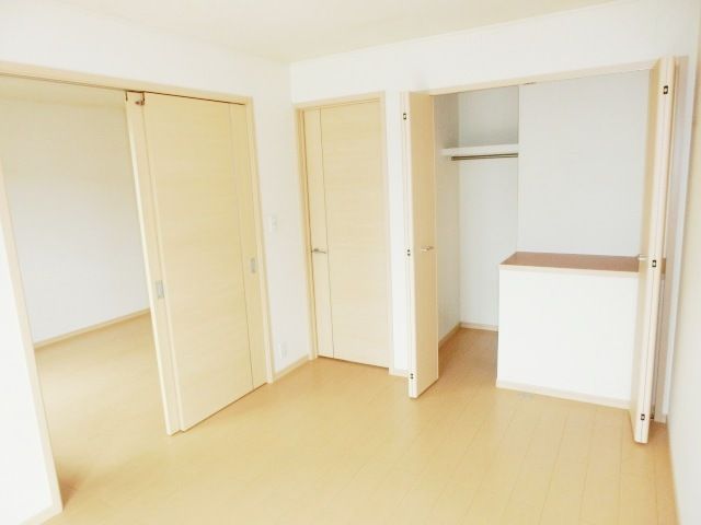 その他部屋・スペース　リビングと繋げて広々使えますね。