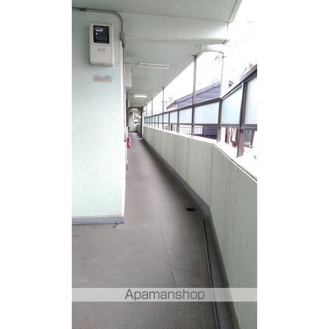 ロビー　ロビー