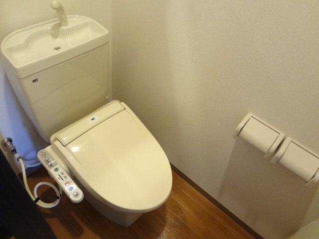 トイレ　シャワー付トイレ