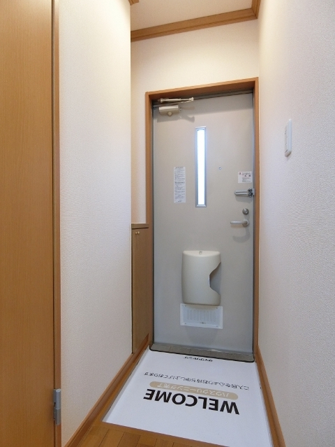 玄関　図面と現状に相違がある場合には現状を優先