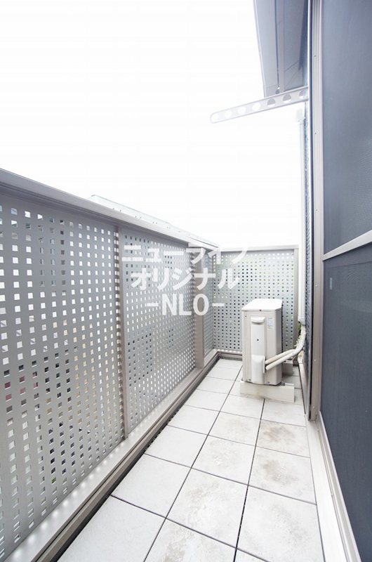 バルコニー　物干し竿を3本程度設置できます！