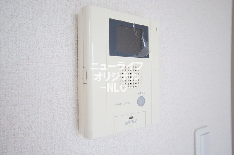 セキュリティ　突然の来客にも安心なモニター付インターホン！