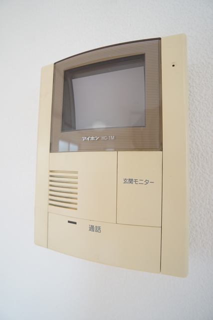 セキュリティ　ＴＶモニター付インターホンがあるので訪問者が一目でわかります