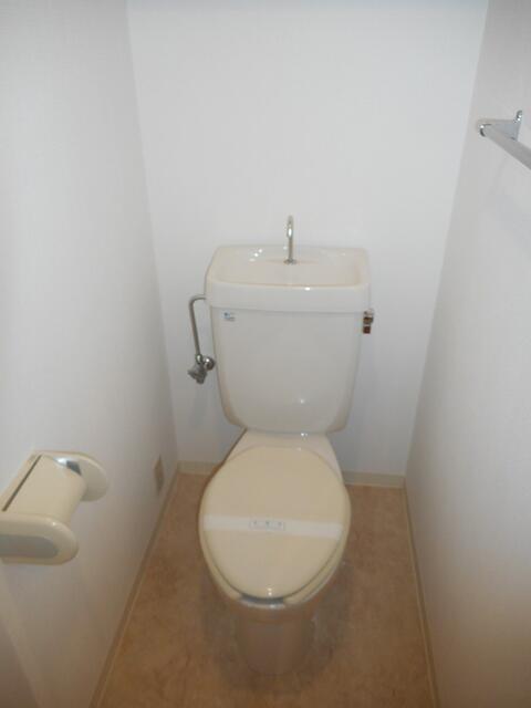 トイレ　トイレもきれいです