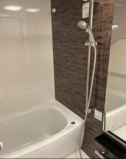 バス・シャワールーム　お風呂です