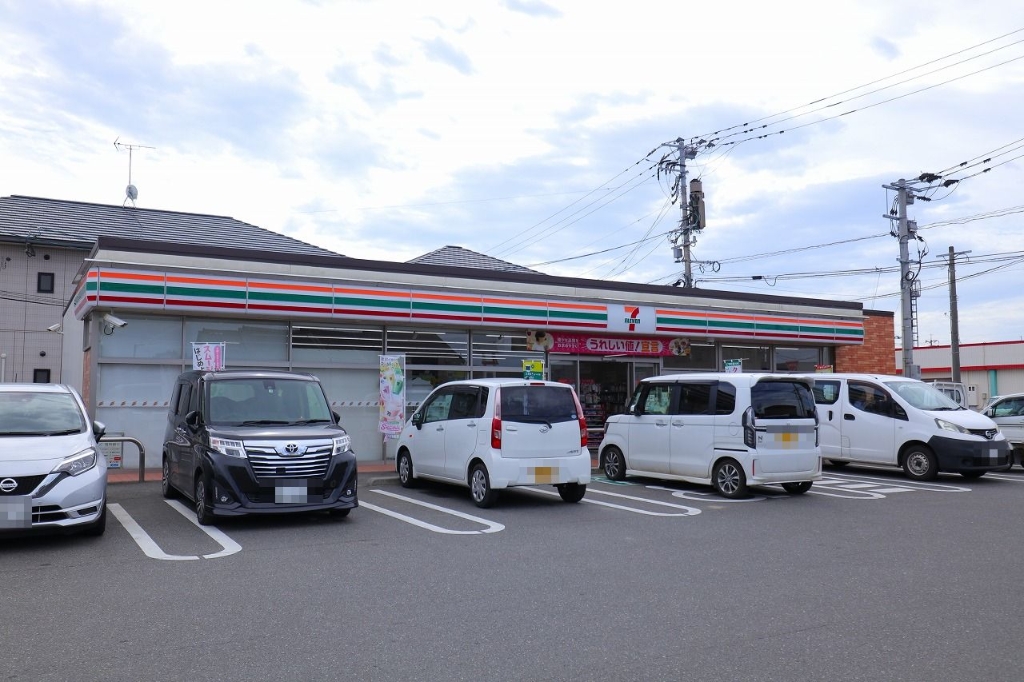 コンビニ　セブンイレブン 三輪山隈店（コンビニ）まで1677m