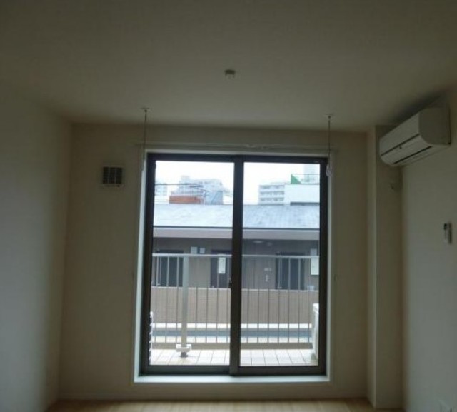 居室・リビング　きれいなお部屋です