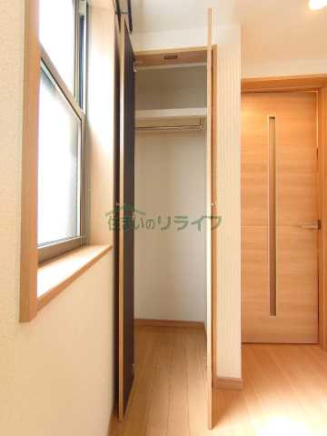 収納　リライフ下北沢店