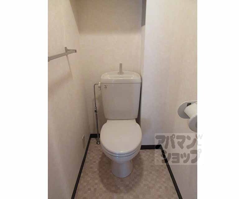 トイレ　清潔感のあるトイレです