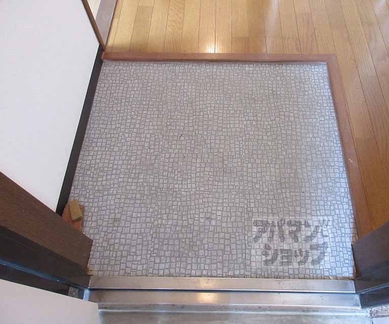 玄関　広々玄関です