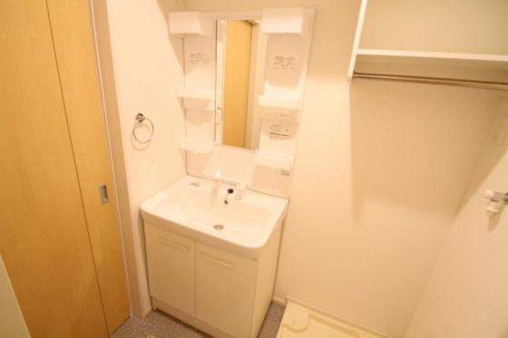 洗面設備　※別部屋の写真です