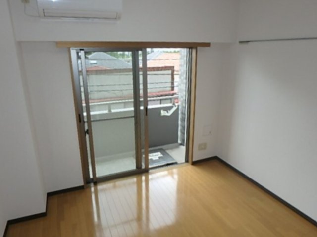 居室・リビング　他のお部屋の参考写真となります。