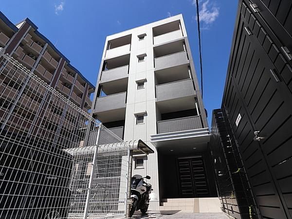 建物外観　リアンレガーロ東比恵ステーション