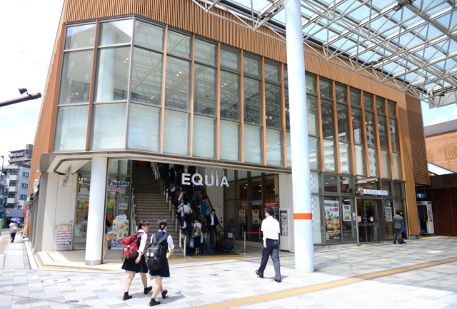 ショッピングセンター　EQUIA朝霞（ショッピングセンター）まで462m