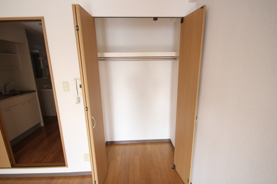 収納　※別の部屋の写真です