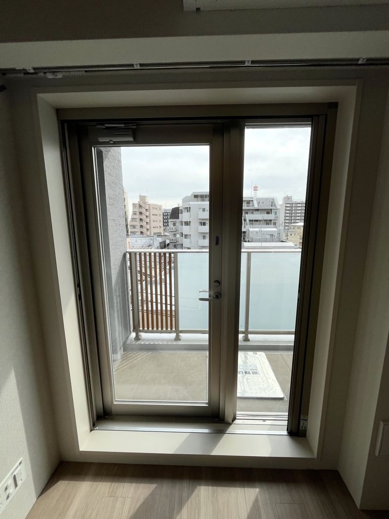 バルコニー　バルコニー