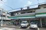 コンビニ　ファミリーマート海田東四丁目店（コンビニ）まで594m
