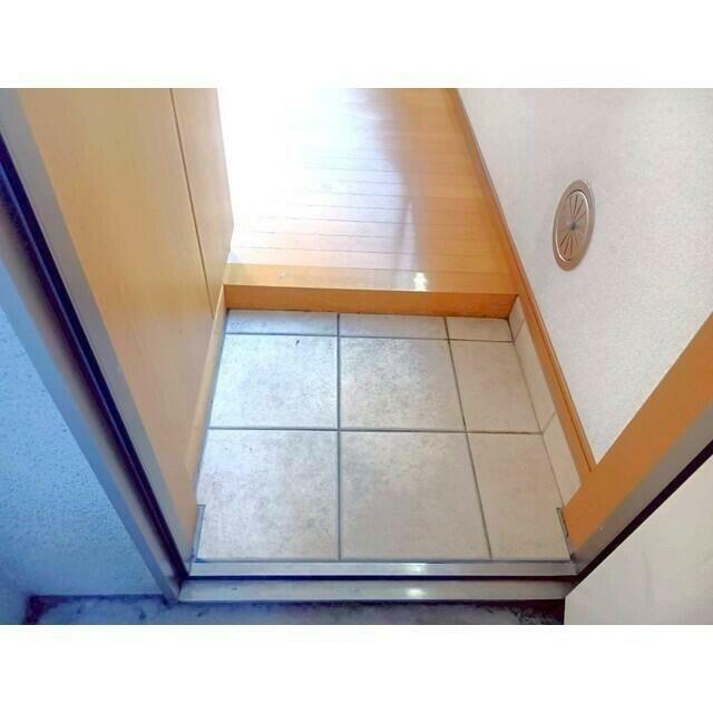 玄関　※同仕様写真含む