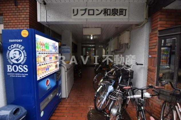 エントランス　【リブロン和泉町】ゆとりのあるエントランスです