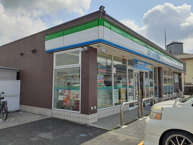 コンビニ　ファミリーマート　南丹八木店（コンビニ）まで850m