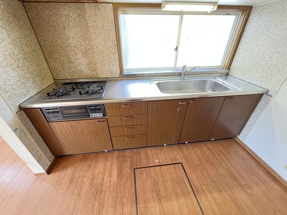 キッチン　※別部屋の写真です