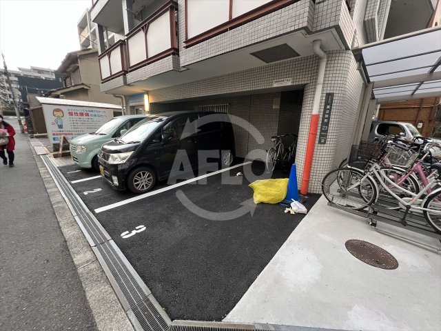 駐車場　K’s court真法院　駐車場