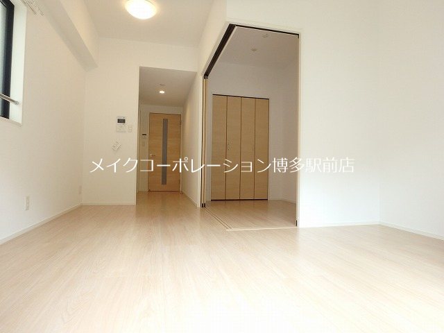 居室・リビング　※室内写真は棟内別部屋参考写真です