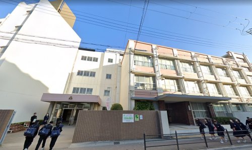 中学校　大阪市立三稜中学校（中学校）まで461m