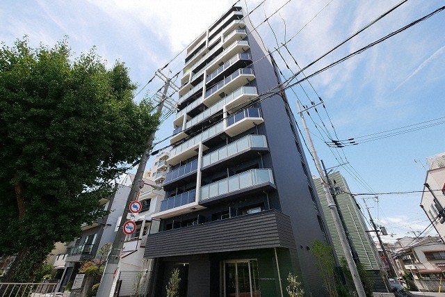 建物外観　落ち着いた雰囲気の外観です