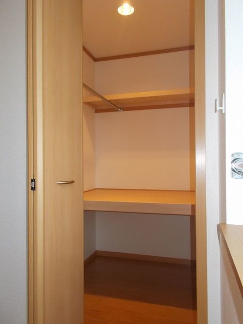 収納　図面と現状に相違がある場合には現状を優先