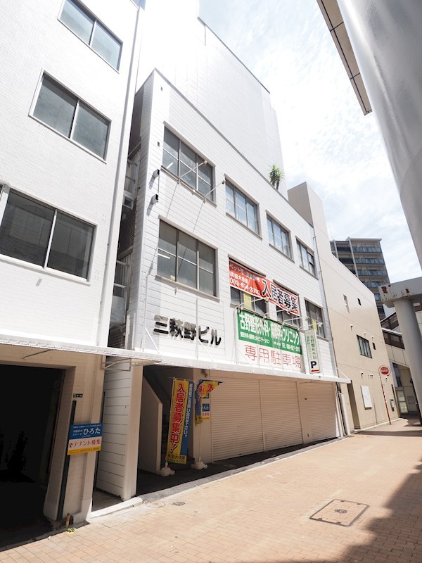 建物外観　モノレール香春口三萩野駅チカ物件です！