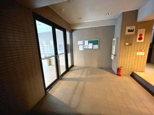 ロビー　(参考)同マンション同間取り他部屋の写真