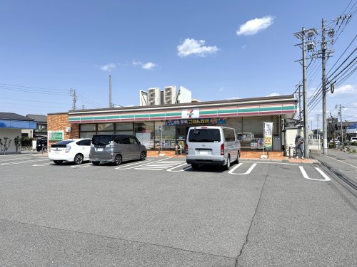 コンビニ　セブンイレブン 八田町店（コンビニ）まで415m