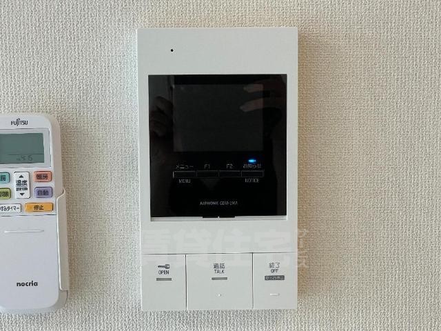 セキュリティ　カメラ付インターホン（イメージ）