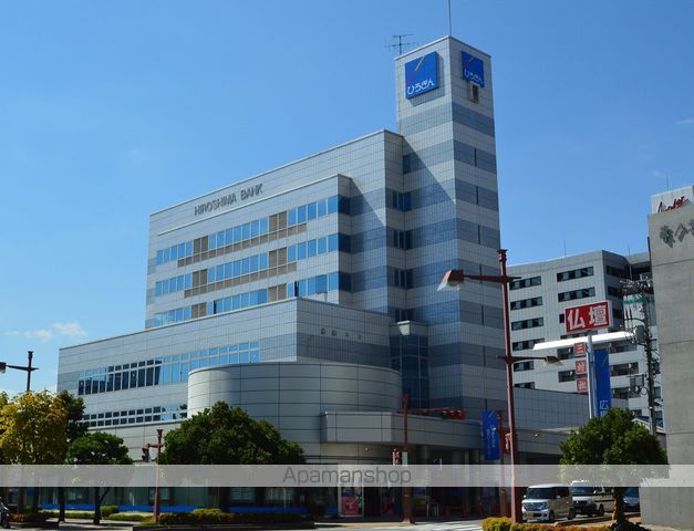 銀行　広島銀行西条支店（銀行）まで150m