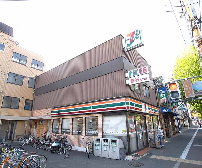 コンビニ　セブンイレブン京都大将軍店（コンビニ）まで160m