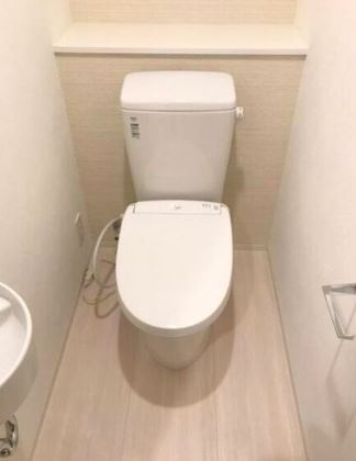 トイレ　コンパクトで使いやすいトイレです