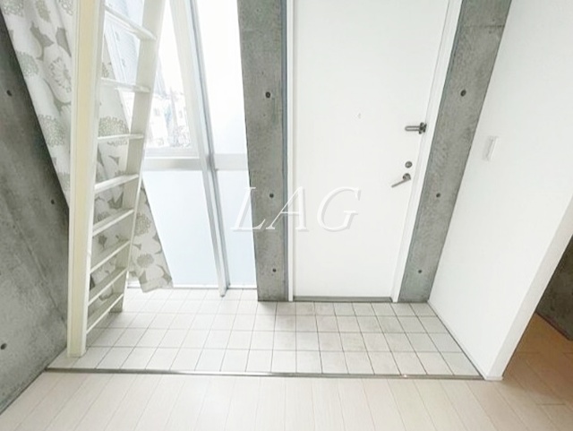 玄関　玄関です。