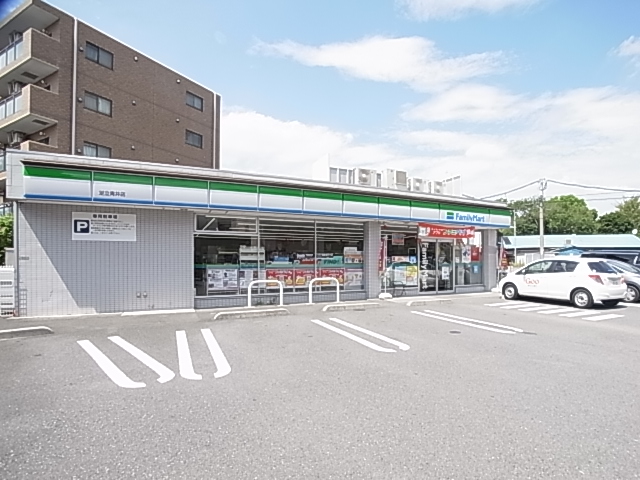 コンビニ　ファミリーマート 足立青井店（コンビニ）まで227m